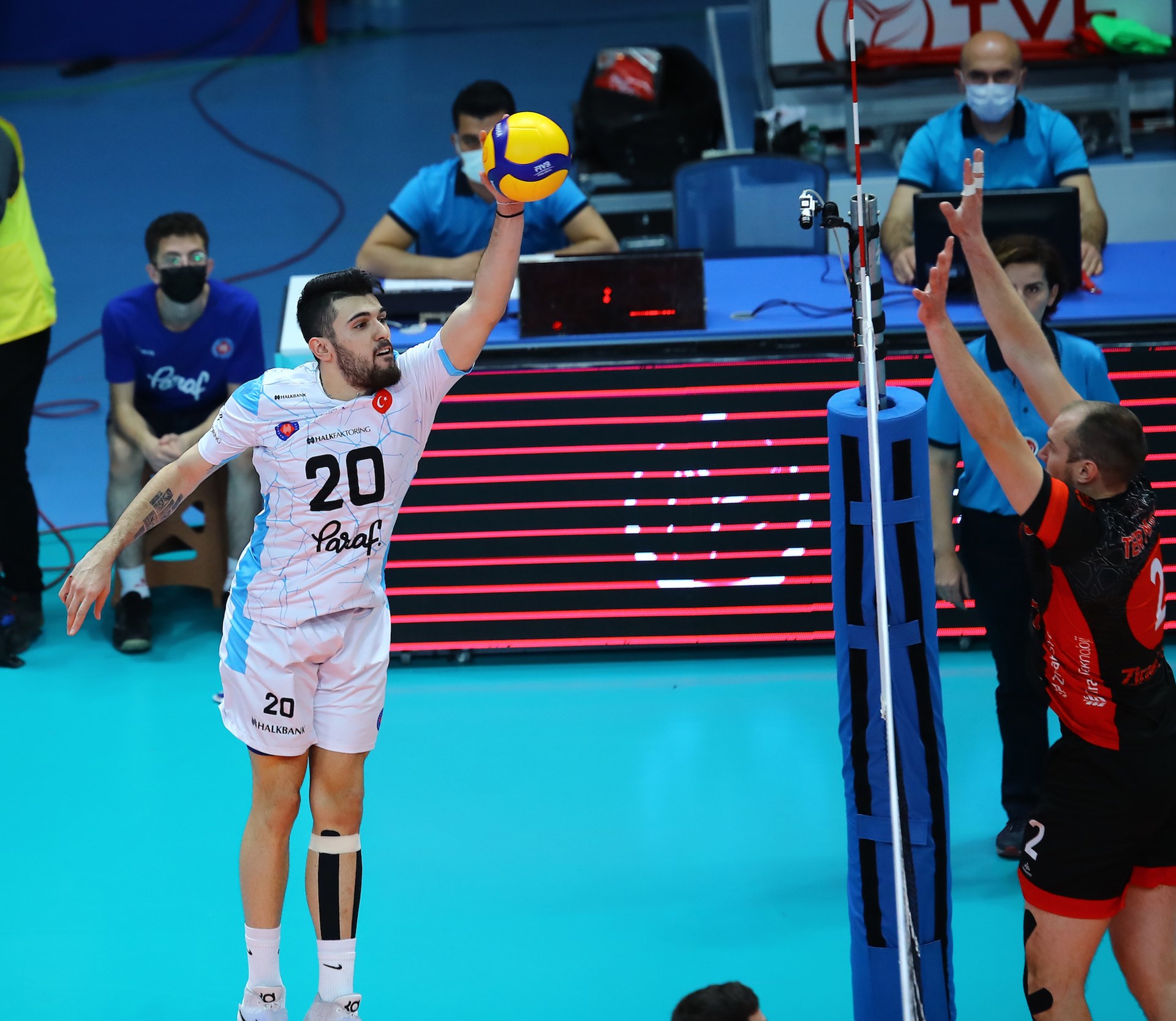 Undefeated Halkbank aiming for CEV Challenge Cup semis