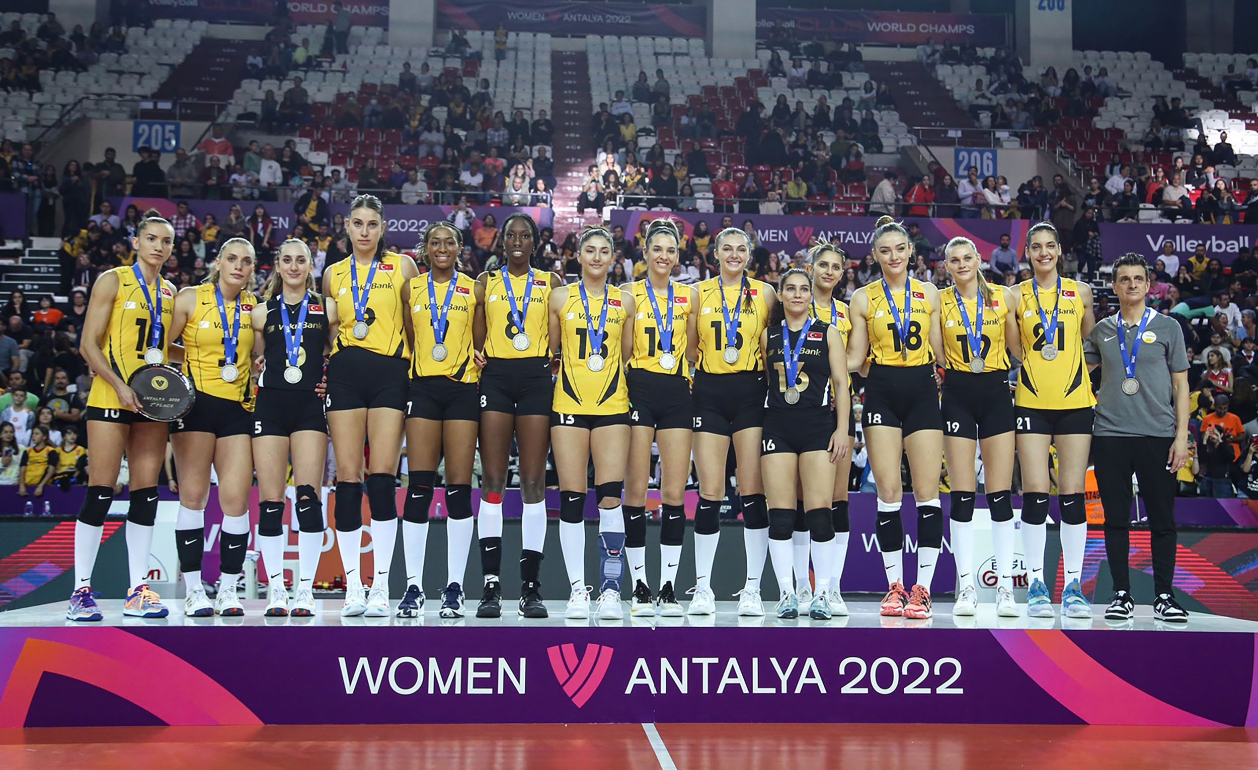 Success of Turkish clubs on FIVB Women’s Club World Championship BVA