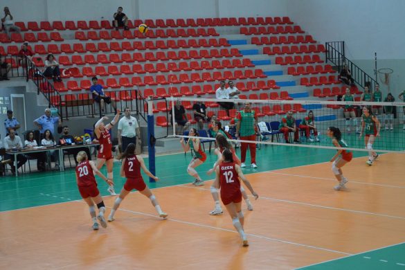 bulgaria turkiye u18w balkan championship volleyball 14