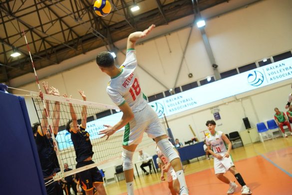 bva u16m greece_2