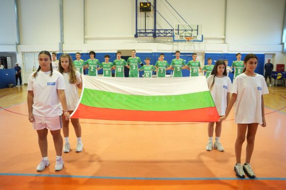 bva u16m greece_33